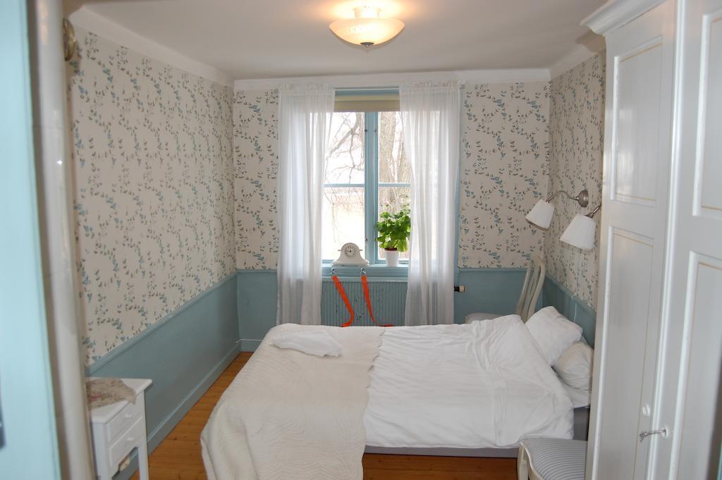 Tullgarns Vardshus Bed and Breakfast Vagnhärad Δωμάτιο φωτογραφία