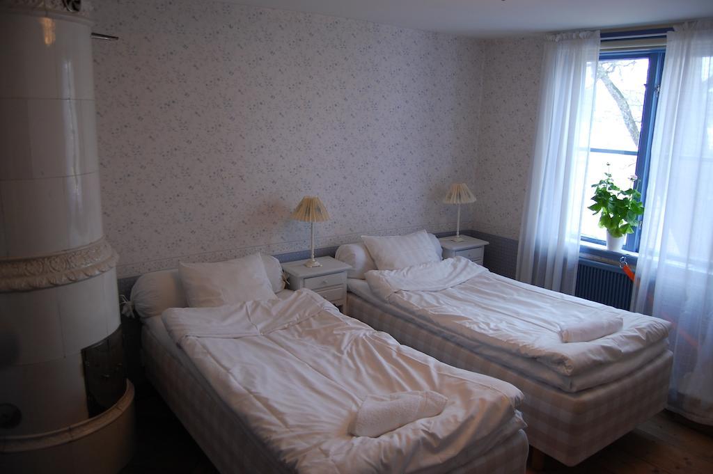 Tullgarns Vardshus Bed and Breakfast Vagnhärad Δωμάτιο φωτογραφία
