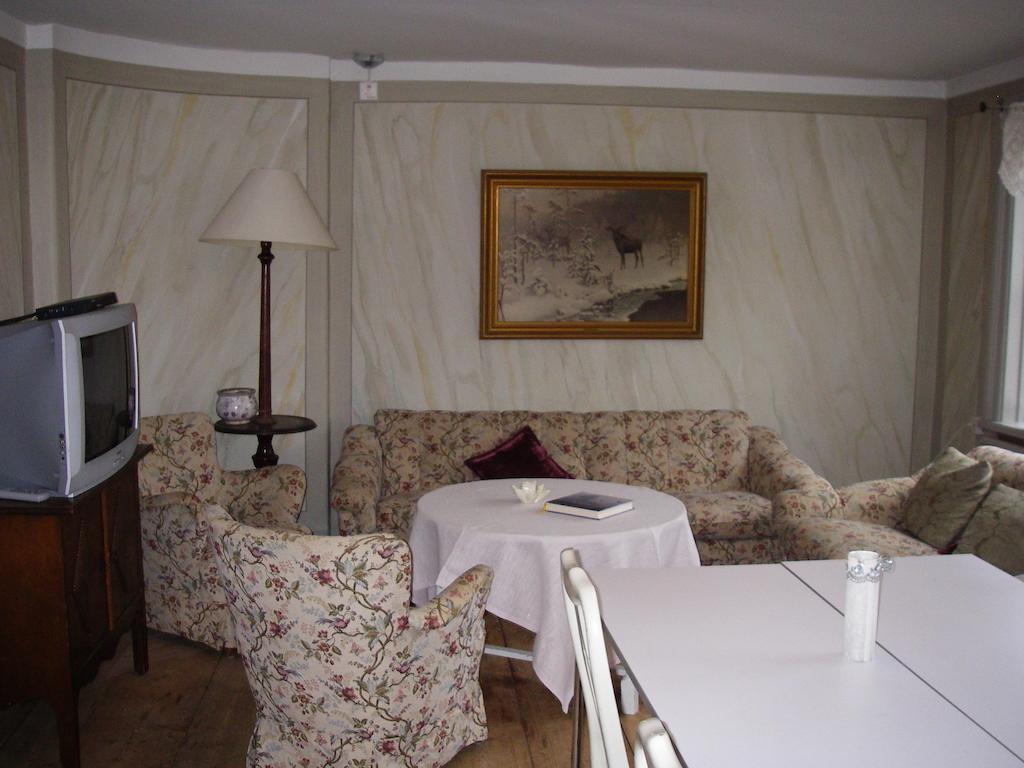 Tullgarns Vardshus Bed and Breakfast Vagnhärad Εξωτερικό φωτογραφία